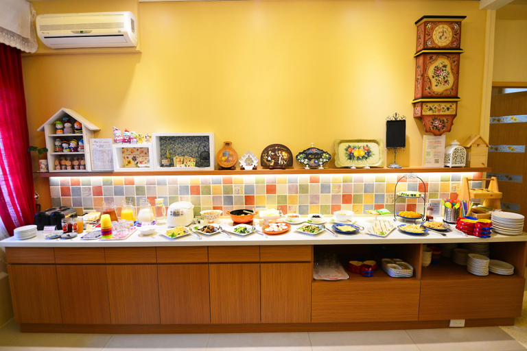Food & Drinks 5, Elegance House, Yilan