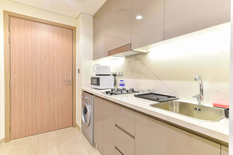 Microwave, Brand New Studio Apartment - Farhad Azizi Jaddaf Dubai, Dubai