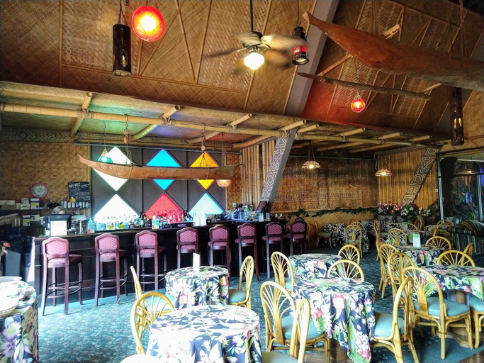 Food & Drinks 5, Tiki Resort, Warren