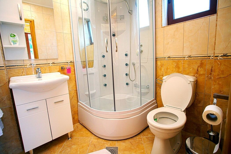 Bathroom 4, Villa M