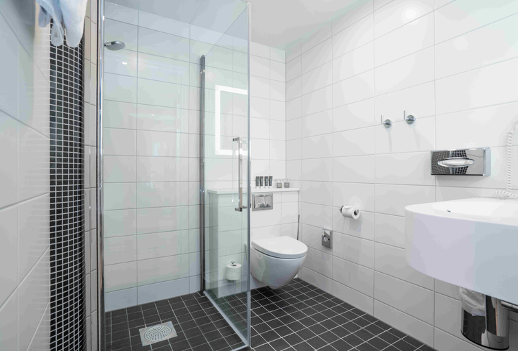Bathroom 5, Thon Hotel Slottsparken, Oslo