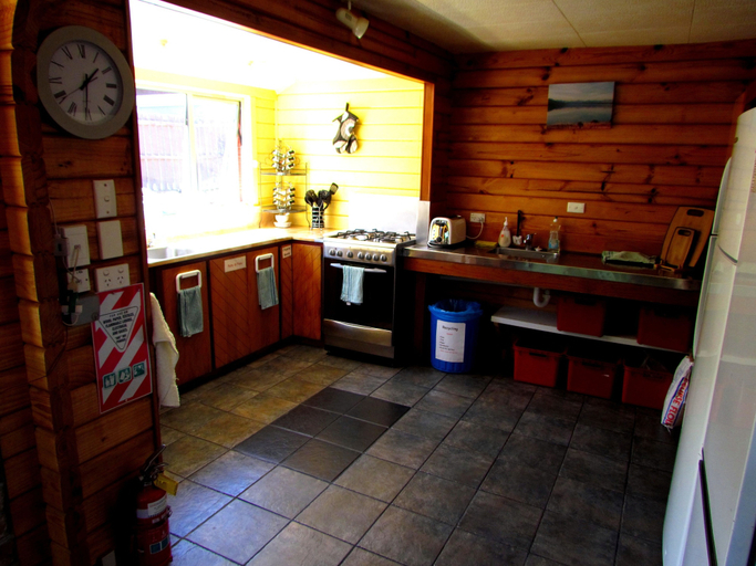 Others 4, Hanmer Backpackers, Hurunui