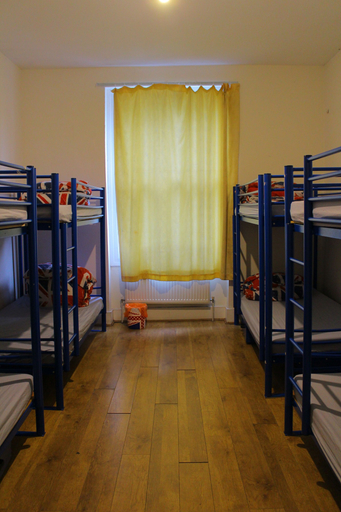 Bedroom 4, Saint James Backpackers, London