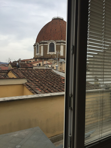 Others 4, Amorino, Florence