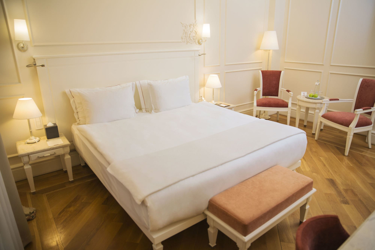 Bedroom 4, Corinne Art & Boutique Hotel, Beyoğlu