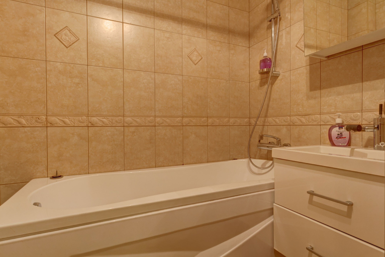 Bathroom 3, STN Apartments on Rubinsteina, Sankt-Peterburg gorsovet