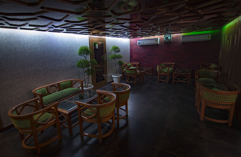 Food & Drinks 5, The India Benares, Varanasi