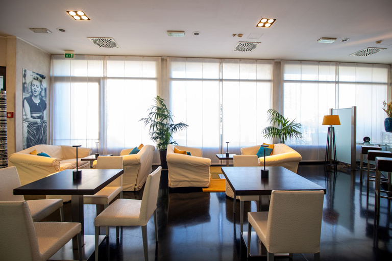 Food & Drinks 5, LVG Hotel Collection - Cavour, Novara