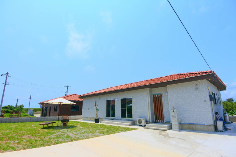 Exterior & Views 2, guest house Holoholo beach side - Hostel, Ishigaki