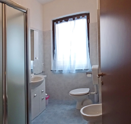 Bathroom, La Quiete 29 Holideal, Brescia