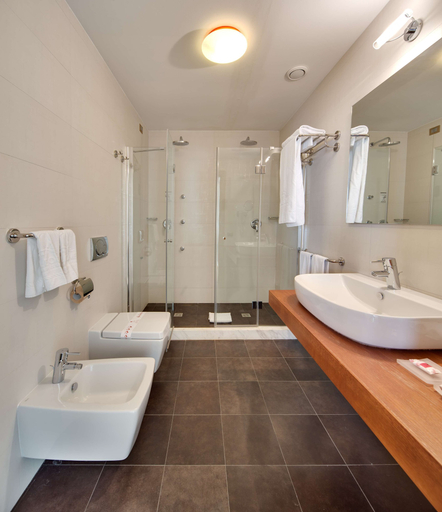 Bathroom 3, Best Western Plus Leone di Messapia Hotel & Conference, Lecce