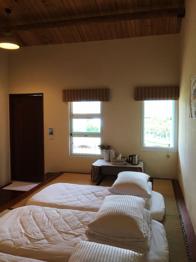 Bedroom 2, Mooning the Hill, Pingtung
