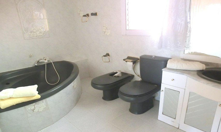 Bathroom 3, 104648 - Villa in Blanes, Girona