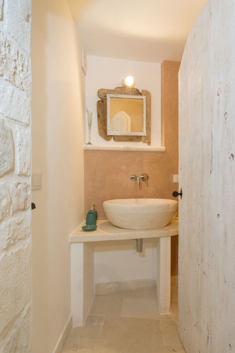 Bathroom 4, Le Dieci Porte, Taranto