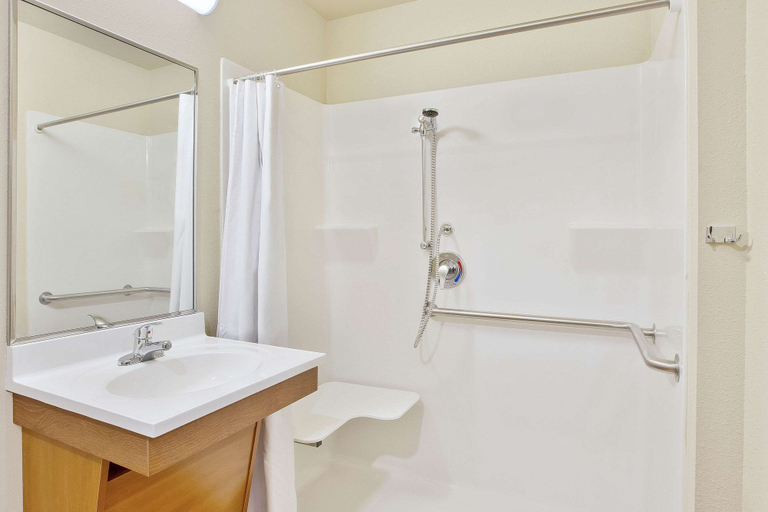 Bathroom 4, WoodSpring Suites Odessa, Ector