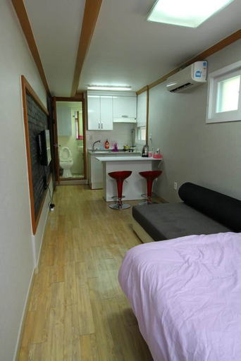 Bedroom 2, Again Seoul Guesthouse, Mapo