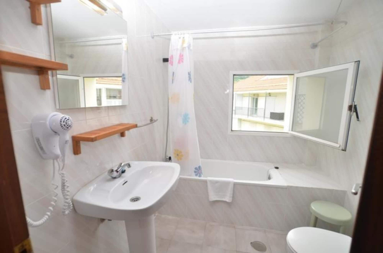 Bathroom, Apartment in Isla, Cantabria 102804 by MO Rentals, Cantabria