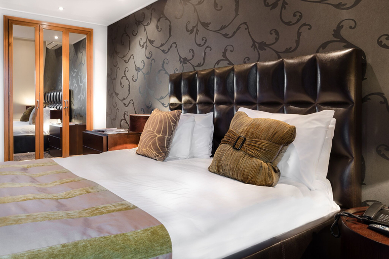 Bedroom 2, Washington Mayfair Hotel, London