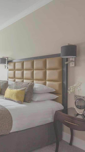 Bedroom 3, Oatlands Park Hotel, Surrey