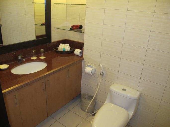 Bathroom 5, Alta Vista De Boracay, Malay
