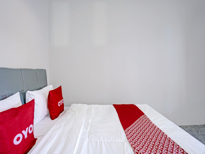 Bedroom 3, Oyo 91594 Bungah Residence Syariah, Gresik