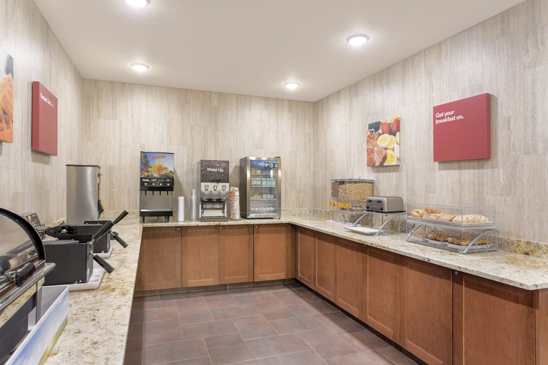 Food & Drinks 5, Comfort Suites Yakima, Yakima