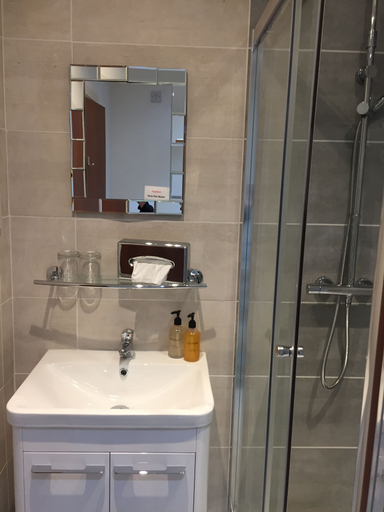Bathroom 3, Purdy Lodge, Northumberland