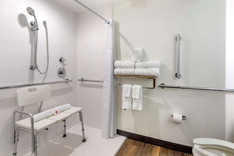 Bathroom 3, Comfort Suites Anderson-Clemson, Anderson