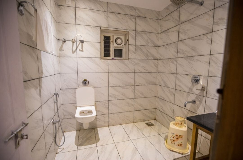 Bathroom, Prarthana Beach Stay, Uttara Kannada