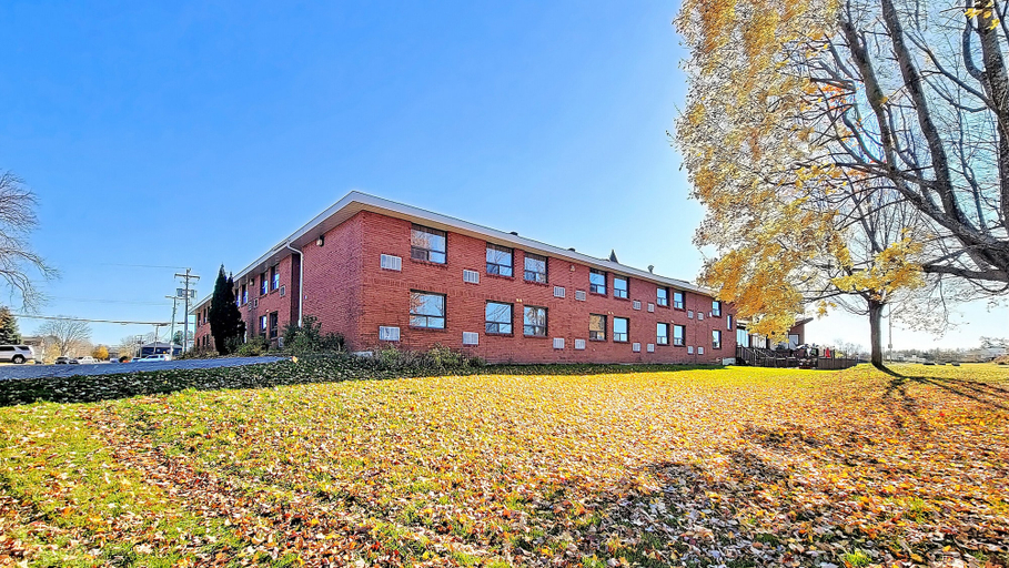 Exterior & Views 2, Ramada by Wyndham Arnprior, Renfrew
