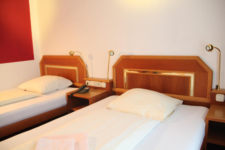Bedroom 3, Hotel Wali, Bielefeld
