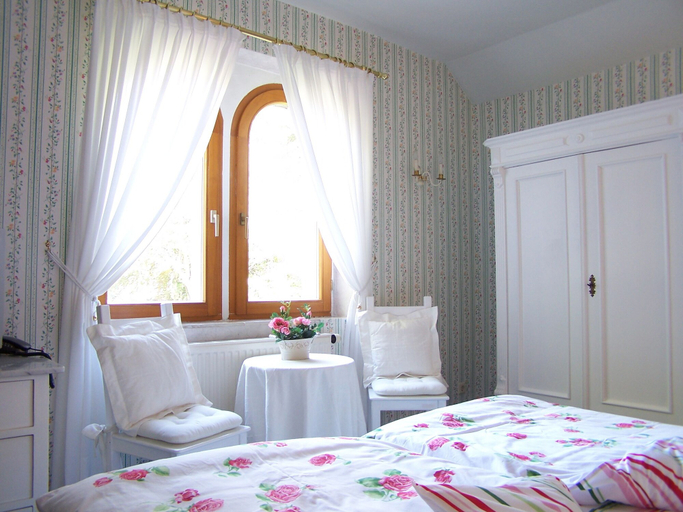 Bedroom 5, Villa Herzog, Dresden