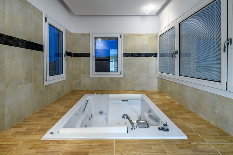 Bathroom 2, Villa Miniera, South Aegean