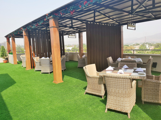 Food & Drinks 3, Summerset Continental Hotel By Usuma, AbujaMun