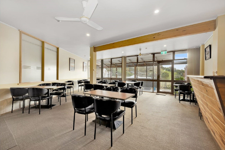 Food & Drinks 4, Oakleigh House, Burnie - Pt A