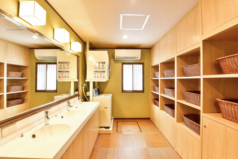 Bathroom 5, Yamadaya Ryokan, Kyoto