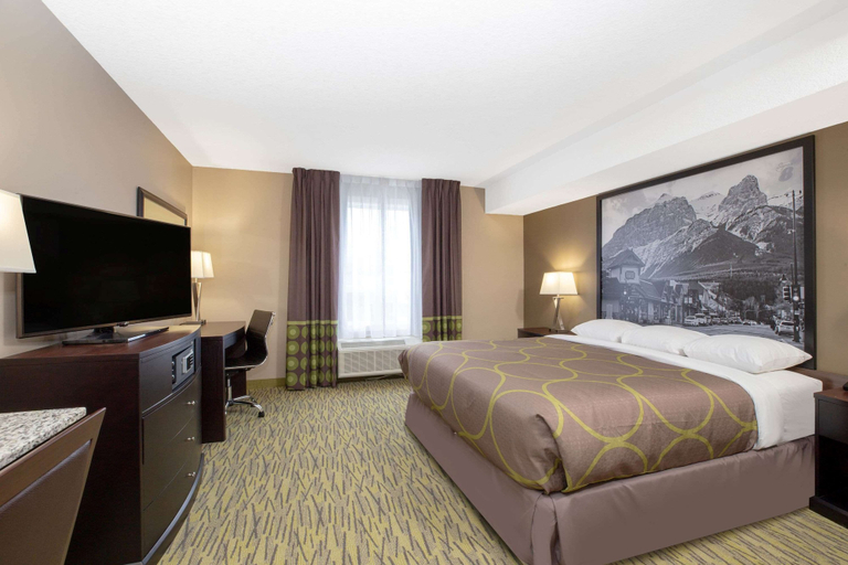 Bedroom 4, Super 8 by Wyndham Canmore, Division No. 15