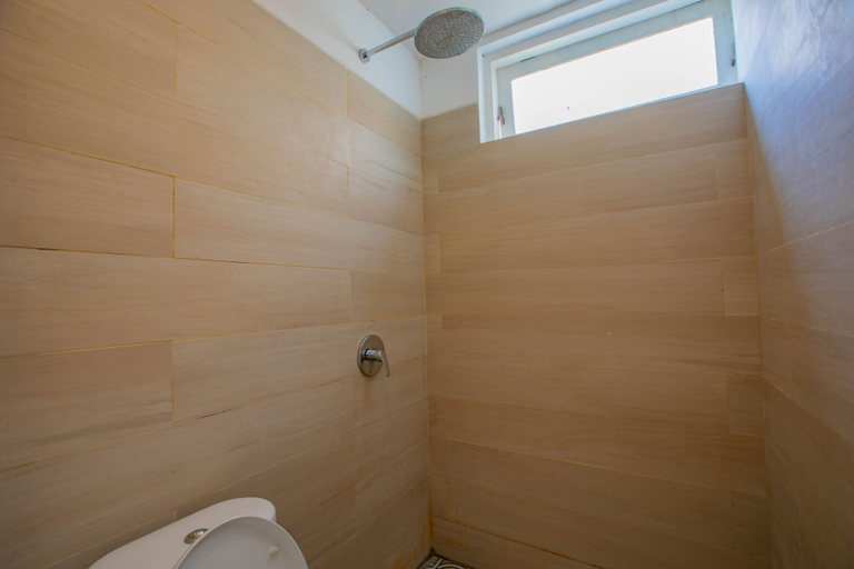 Bathroom 5, Gili Sands Hotel & Bar, Lombok