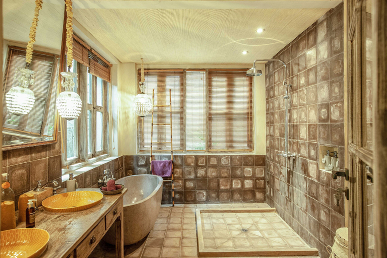 Bathroom 5, BALQUISSE Heritage Hotel, Badung