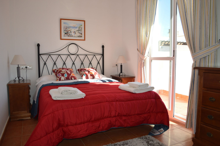 Bedroom 3, Apartamentos Natura World, Almería