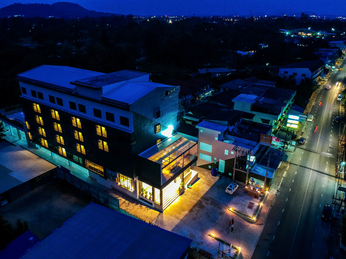 Exterior & Views 2, Comet Hotel Suratthani, Muang Surat Thani