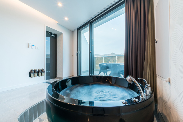 Bathroom 4, W Jiwoo Resort, Gapyeong