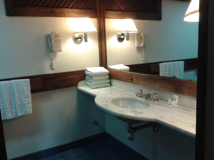 Bathroom 3, Hotel Serraverde, Pouso Alto