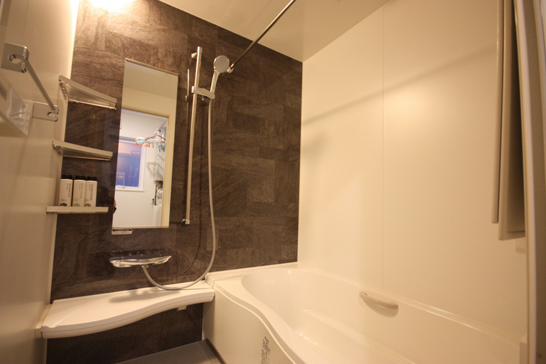 Bathroom 4, Teine White House, Sapporo