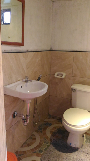 Bathroom 3, Jomajean Garden, Milagros