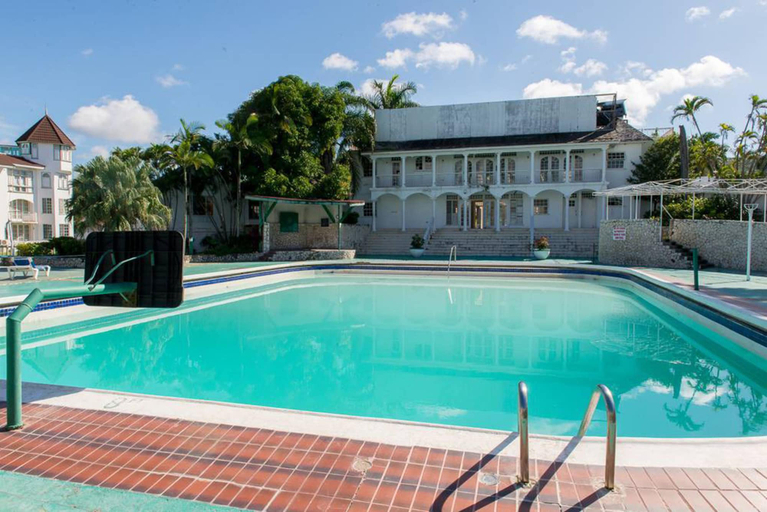 Sport & Beauty, Sea Castle Vacation Villa