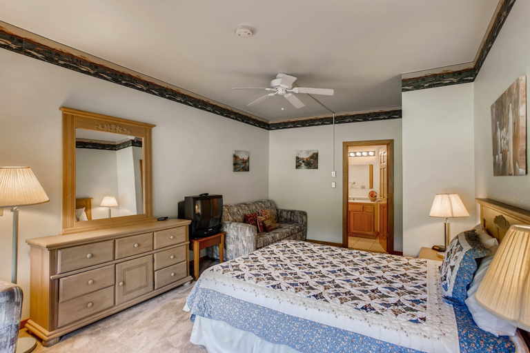Bedroom 3, Black Canyon Inn Unit A1/2, Larimer