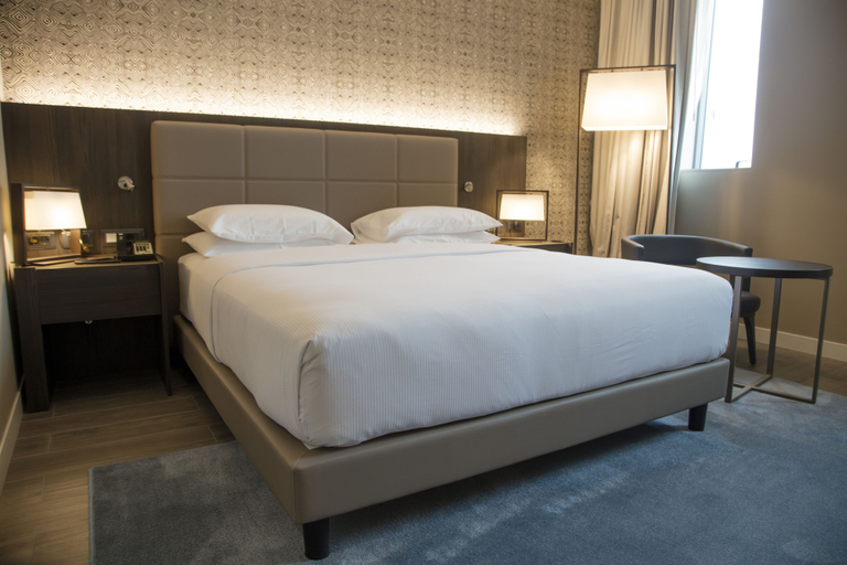 Bedroom 3, Doubletree by Hilton Pointe-Noire, Pointe Noire
