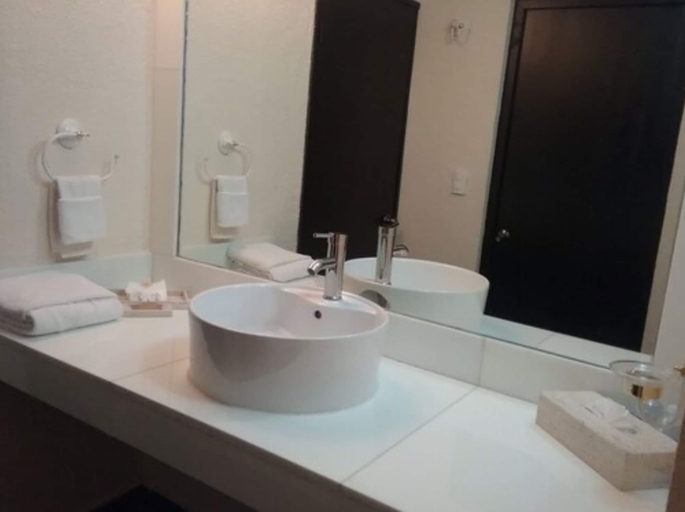 Bathroom 4, Hotel Quinta Chiapas, Tuxtla Gutiérrez