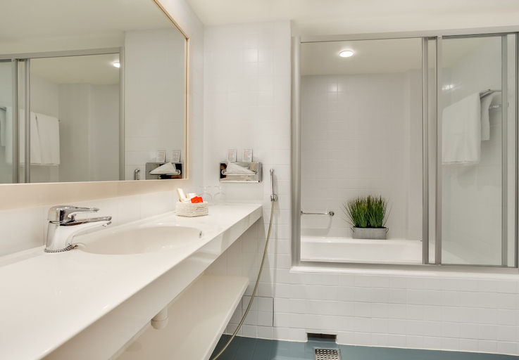 Bathroom 4, Original Sokos Hotel Vaakuna, Ostrobothnia
